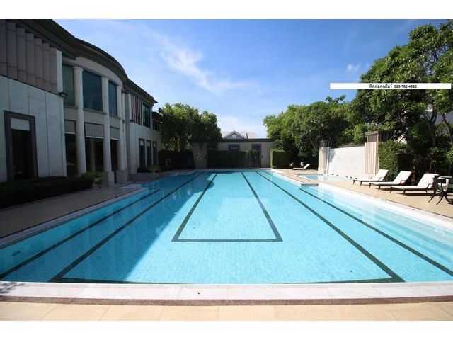 RENTบ้านหรู สไตล์หรูใหม่  ย่านบางนา4 bedrooms