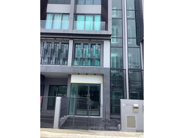 ให้เช่าโฮมออฟฟิศ 4ชั้น มีลิฟท์ สรงประภา ดอนเมือง