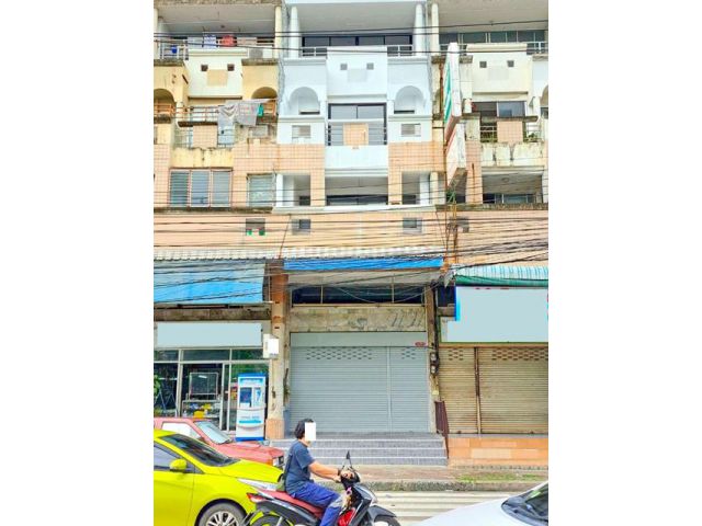 ตลาดนัดมะลิ ม.สุโขทัยธรรมาธิราช อาคารพาณิชย์ มีชั้นดาดฟ้า