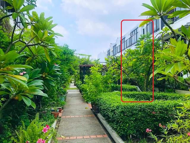 BRT ถนนจันทน์ ทาวน์โฮมใหญ่ 4ชั้น (Courtyard ชั้น2)  9แอร์