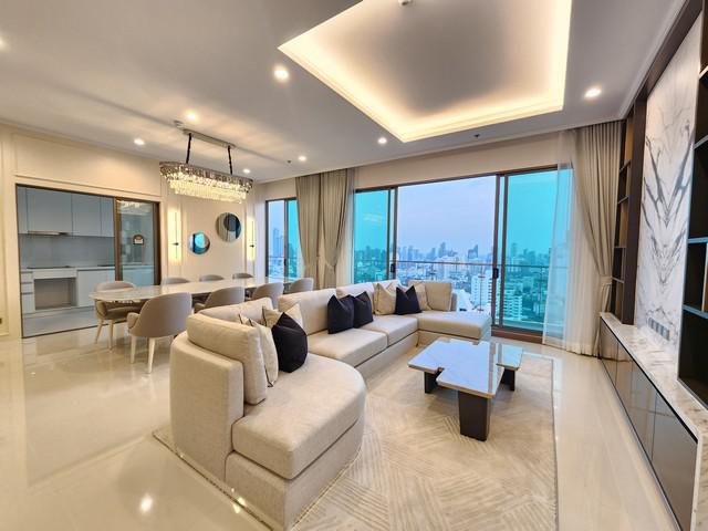 Supalai Oriental Sukhumvit 39 Phrompong Penthouse