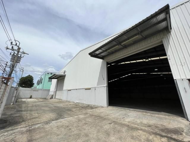 WH0334 ให้เช่าโกดัง ซอยจตุโชติ 4 ขนาด 1 ไร่ พื้นที่โกดัง 1,088 ตร.ม. รถสิบล้อ คอนเทรนเนอร์ สามารถเข้าได้