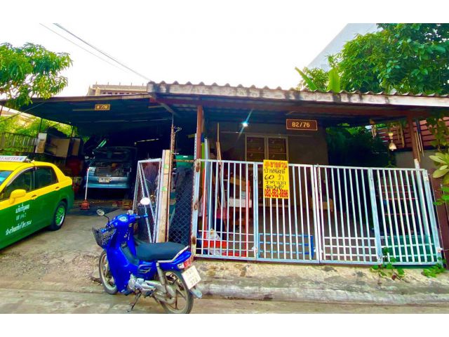 ขายด่วนบ้านเดี่ยวซอยเทพกุญชร 31 ตำบลคลองหนึ่ง อำเภอคลองหลวงจังหวัดปทุมธานี