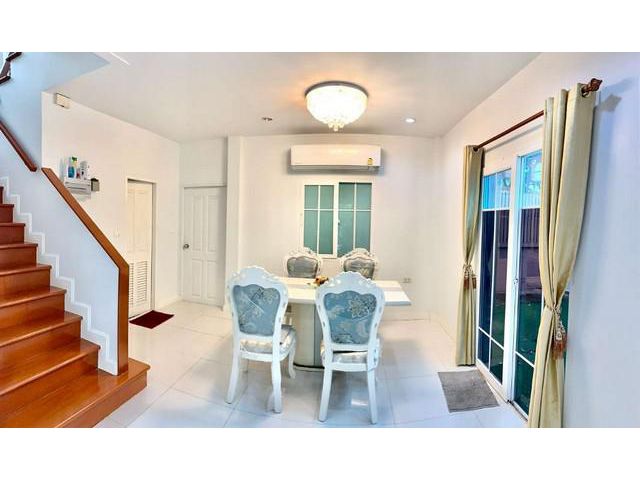 บ้านเดี่ยวเดอะ วิลล่า รัตนาธิเบศร์ ท่าอิฐ นนทบุรี