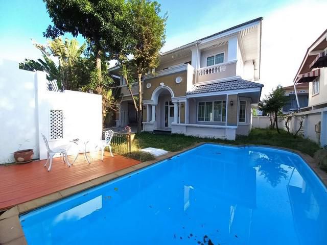 Rental Pool Villa House  @Sukhumvit101