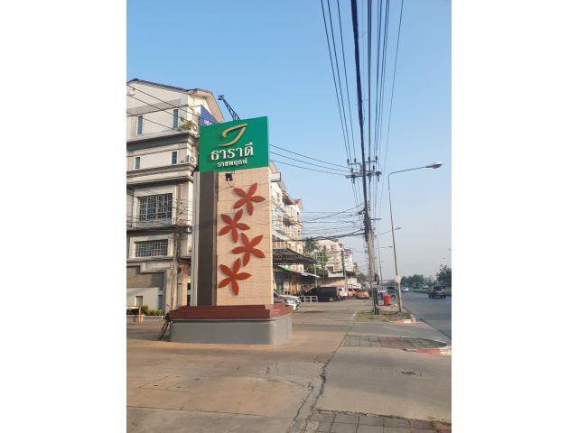 ทาวน์โฮม​ 3 ชั้น​  ธาราดี​  ราชพฤกษ์​