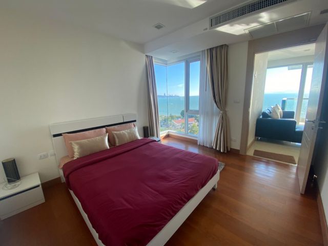 For Sale the Palme wongamat beach Pattaya 82 Sq.m Perfect view (S03-0847 )