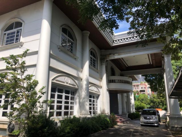 HR1619 ให้เช่าบ้านเดี่ยว 2 ชั้น ซอยสุขุมวิท 64 บางจาก พระโขนง 5 ห้องนอน 5 ห้องน้ำ
