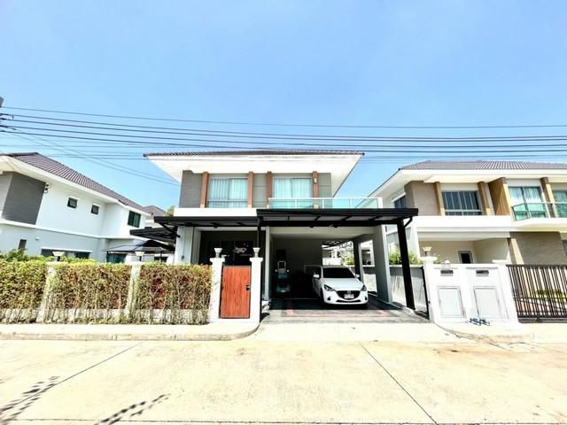 ขายบ้านเดี่ยว 2 ชั้น หมู่บ้านเพอร์เฟคเพลส สุขุมวิท 77 เฟส 8 แบบบ้านไทป์ mild หน้าบ้านหันหน้าไปทางทิศใต้