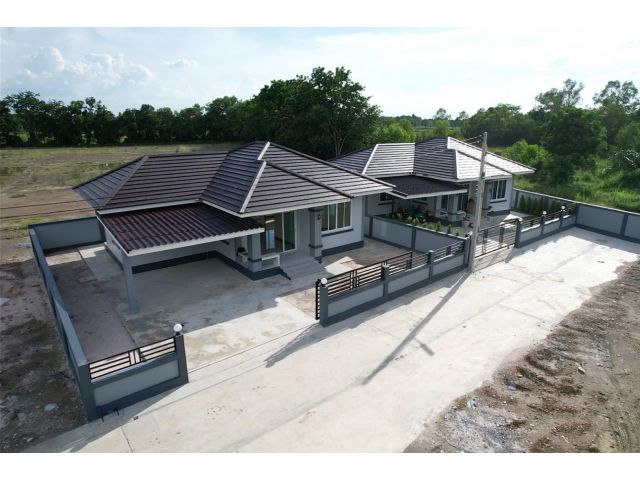 ขายบ้านพร้อมที่ดิน 64 ตรว. ซอยวัดดอนทอง ติดถนนคอนกรีต ใกล้โลตัสพนมสารคาม จ.ฉะเชิงเทรา