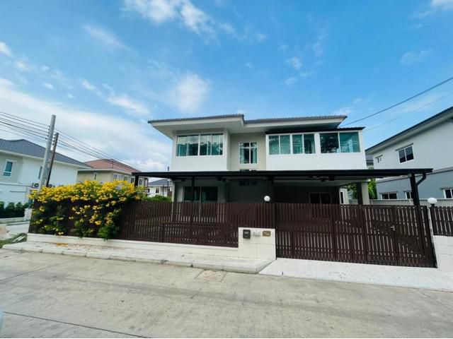 ขายบ้านเดี่ยว 2 ชั้น หลังมุม หมู่บ้านเดอะ แพลนท์ อ่อนนุช-มอเตอร์เวย์ ย่านลาดกระบัง