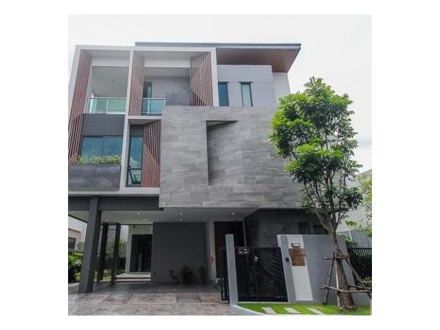 ให้เช่าบ้านเดี่ยว 3 ชั้น THE GENTRY พัฒนาการ 32