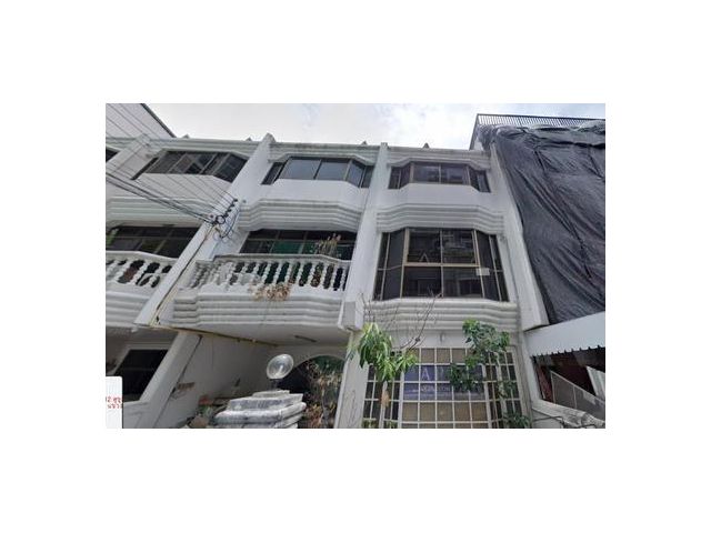 ให้เช่าทาวน์เฮ้าส์  5 ห้องนอน สุขุมวิท 49