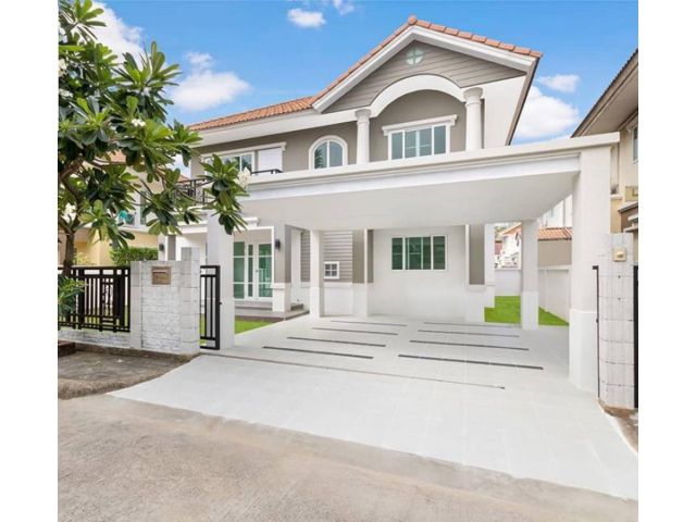 บ้านเดี่ยว 2 ชั้น 56 ตร.ว. หมู่บ้านธันยบดี บางใหญ่ รีโนเวทใหม่ ต่อเติมครบ โรงจอดรถ,ห้องครัว เคาเตอร์ คุ้มเกินราคา พร้อมเ