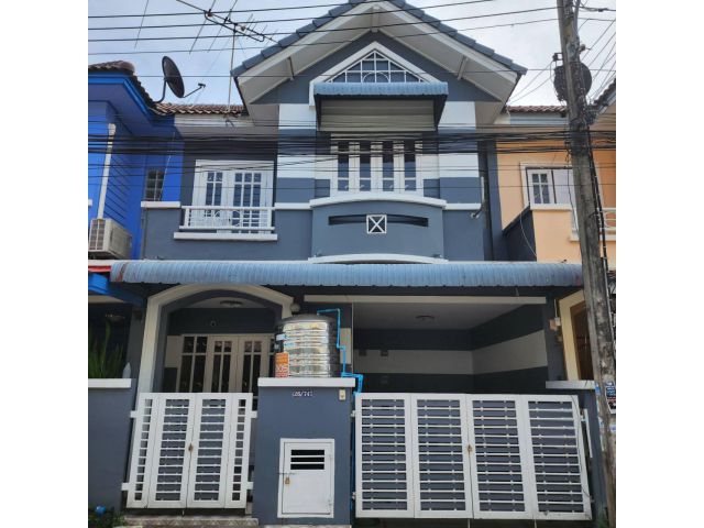 ขายทาวน์เฮ้าส์ 2 ชั้น หมู่บ้านวรางกูล รังสิตคลอง 3