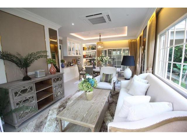 S2093 ให้เช่าบ้านเดี่ยว 2 ชั้น โครงการแกรนดิโอ ลาดพร้าว เกษตรนวมินทร์ พร้อมเฟอร์นิเจอร์