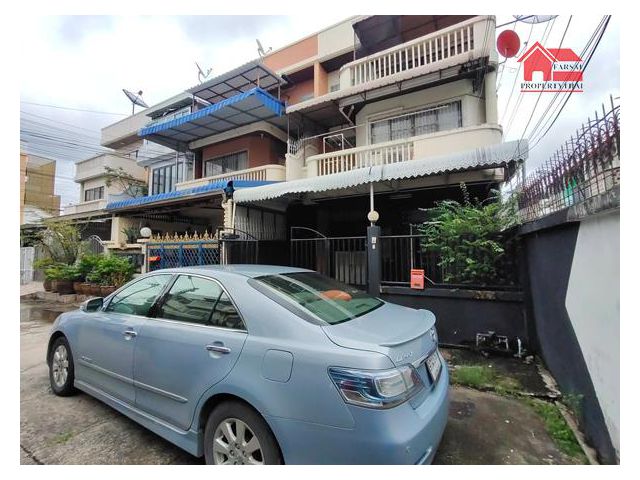 ขายทาวน์เฮ้าส์ 3ชั้น เนื้อที่ 25ตร.ว  ลาดพร้าว71