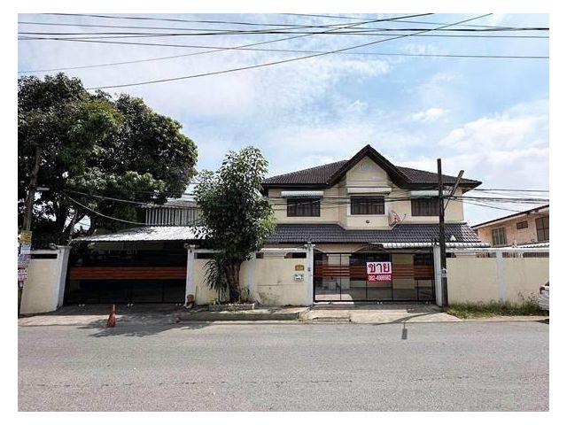 ขายบ้านเดี่ยว 111 ตรว. หลังมุม นวมินทร์70 หน้าโรงเรียนบดินทร2 (ตลาดปัฐวิกรณ์)