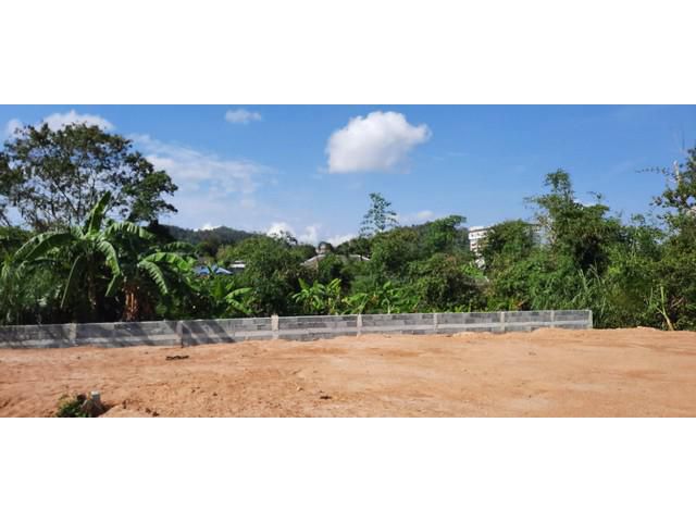 ที่ดินถมแล้วข้างโรงเรียนบ้านฉางกาญจนกุล อ.บ้านฉาง