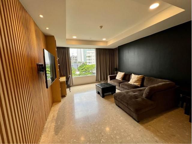 2 bedrooms available at Hampton Thonglor 10