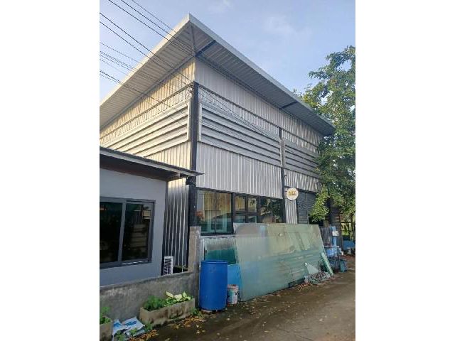 ให้เช่าโกดังพร้อมสำนักงาน  ลำลูกกาคลอง 4