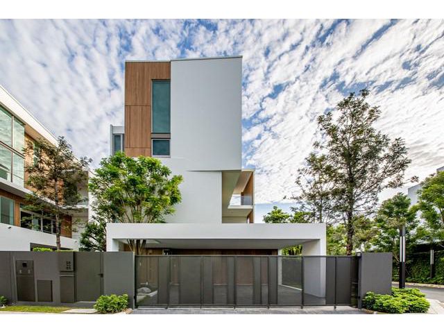 Rent Luxury House at VIVE Rama 9- Krungthep Kritha