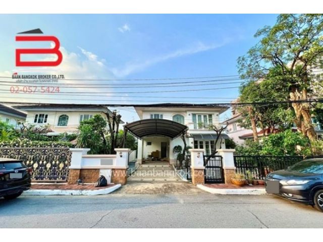 บ้านเดี่ยว หมู่บ้าน นันทวัน สุขุมวิท 77 เนื้อที่ 67 ตรว. ถนนศรีนครินทร์ เขตพระโขนง