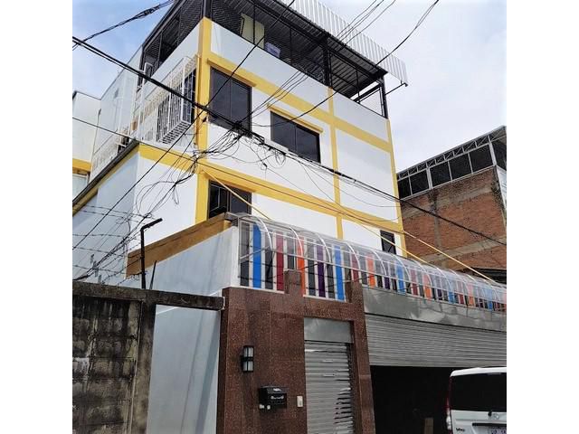 ขายทาวน์โฮม 3 ชั้นครึ่ง 2  ย่านบางแค