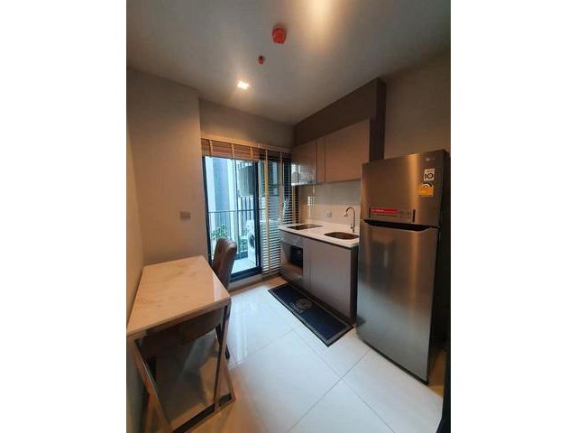 CRB910 ปล่อยเช่า Life Asoke Rama9