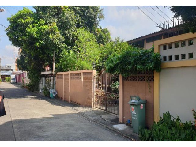 ขายบ้าน ซอยนวมินทร์157 ถนนนวมินทร์ เขตบึงกุ่ม กรุงเทพมหานคร