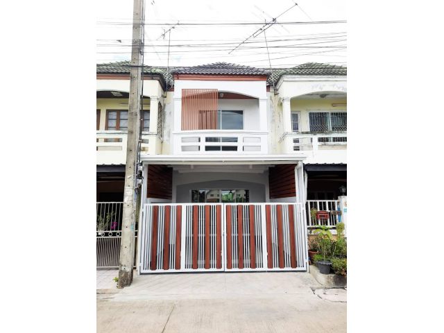 ทาวน์เฮาส์ 2 ชั้นย่านสายไหม ราคาดี ถนนหน้าบ้านกว้าง #หมู่บ้านอภินคร สายไหม 81 หน้าบ้าน-หลังบ้านไม่หันชนใคร