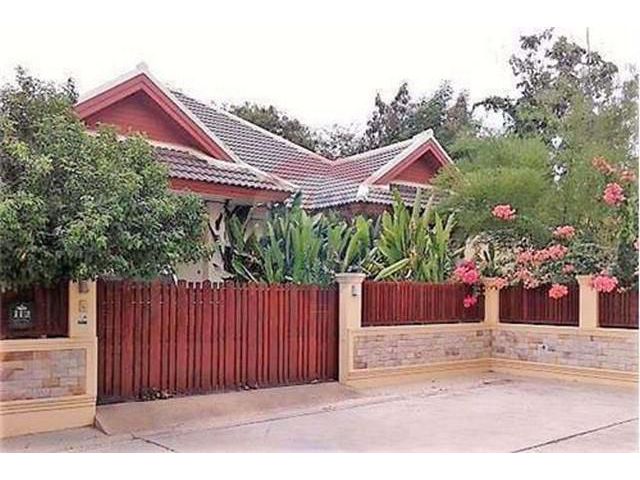 วิลล่า 3 ห้องนอน Rose land & House