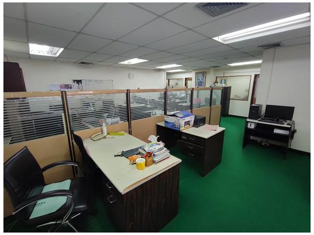 ขายพื้นที่สำนักงาน 192 ตรม อาคารอมรพันธ์ 205