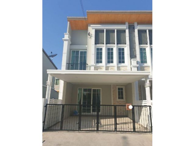 NO005  ให้เช่า ทาวน์โฮม 2 ชั้น บ้านหลังมุม หมู่บ้านโกลเด้นทาวน์ วิภาวดี-แจ้งวัฒนะ