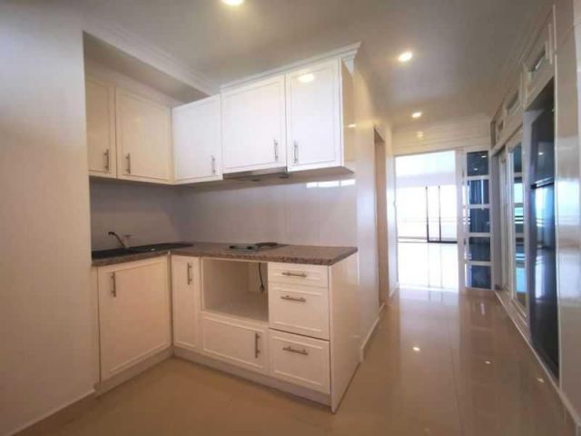 For sell  Sunshine Beach Condotel Na-Jomtien, Pattaya S14-0231