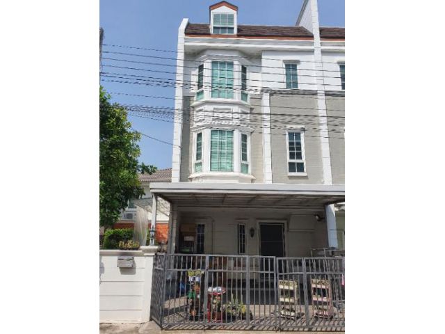ขายทาวน์โฮม 3 ชั้น เดอะเพรสตัน กรุงเทพกรีฑาซอย7