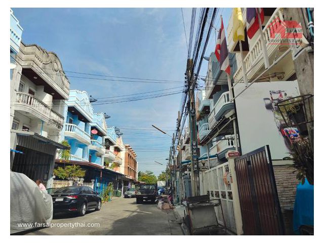 ให้เช่าทาวน์เฮ้าส์ 3ชั้น 25วา4นอน 3น้ำถนนบางนาตราด