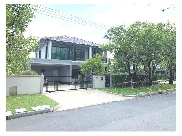 ให้เช่าบ้านเดี่ยว  2 ชั้น  บุราสิริ วงแหวน – อ่อนนุช   ใกล้เมกะบางนา  หลังมุม หันไปทางทิศเหนือ  พื้นที่  106  ตรว 4 ห้อง