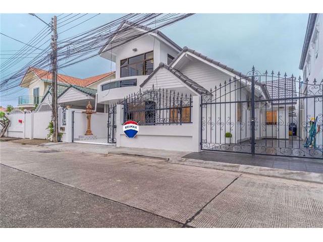 ขาย - บ้านเดี่ยว 2 ชั้น หมู่บ้านสุขสบาย