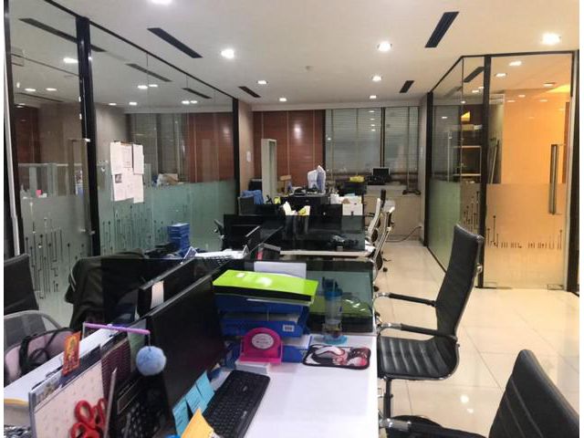 ขายพื้นที่สำนักงาน บางนาคอมเพล็กซ์ 176 ตรม.