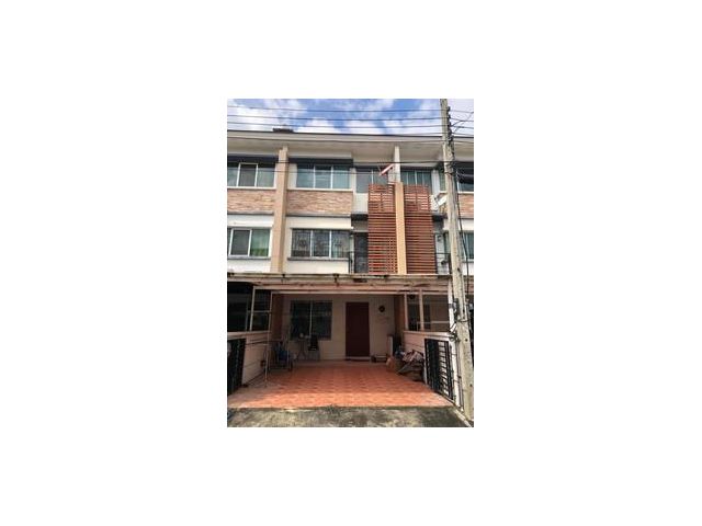 ให้เช่าทาวน์โฮม 3 ชั้น Full-furnished เหมาะทำโฮมออฟฟิศ ทาวน์พลัส เกษตร-นวมินทร์ คลองลำเจียก ใกล้ตลาดปัฐวิกรณ์ (ADN514)