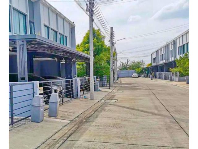 ถ.ชัยพฤกษ์  2น้ำ สมบัติบุรี ตลาดบัวทอง 2ชั้น