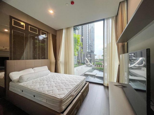 For rent LAVIQ Sukhumvit57 nice view large room (S03-0977)