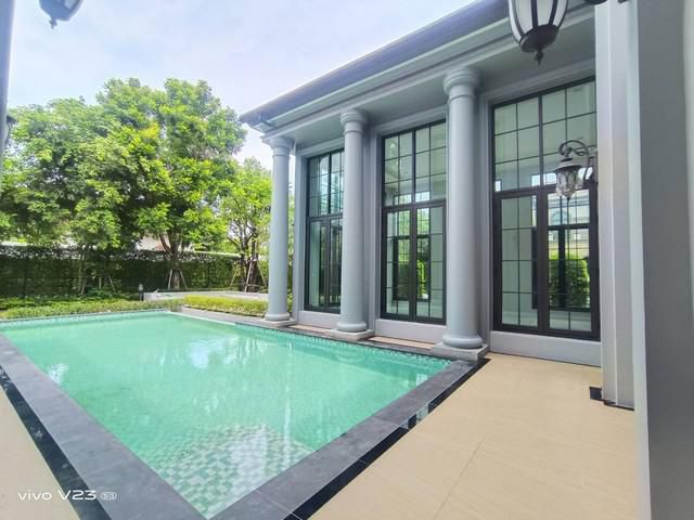 ขายคฤหาสน์หรู The Grand ปิ่นเกล้า225 ตรว. 695 ตรม.