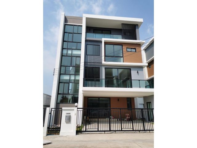 PK449บ้านใหม่ยังไม่เคยเข้าอยู่พร้อมตกแต่งทำเลดีถูกที่สุดในย่านนี้โครงการ : เดอะเบสท์ วิลล่า บางนา-สุวรรณภูมิ ที่ตั้ง : ซ