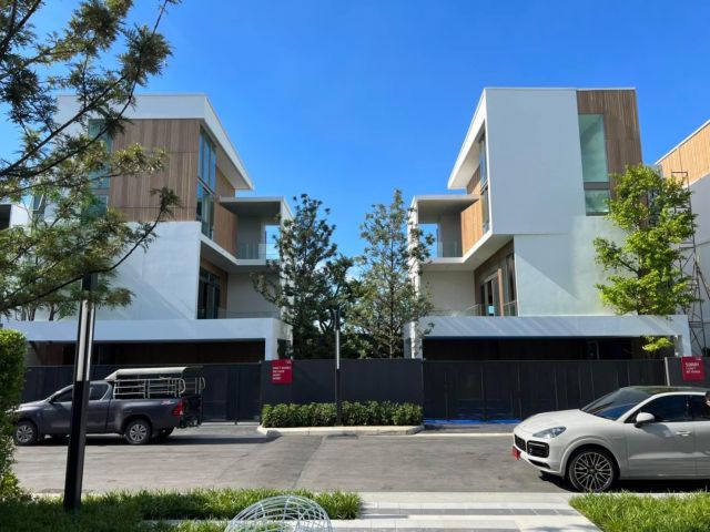 PK451Ready to view & Move in ️‍️VIVERama 9 Krungthep kreetha อยู่หลัง รร Wellington เดินไป รร ได้ ติดสนามกอฟ