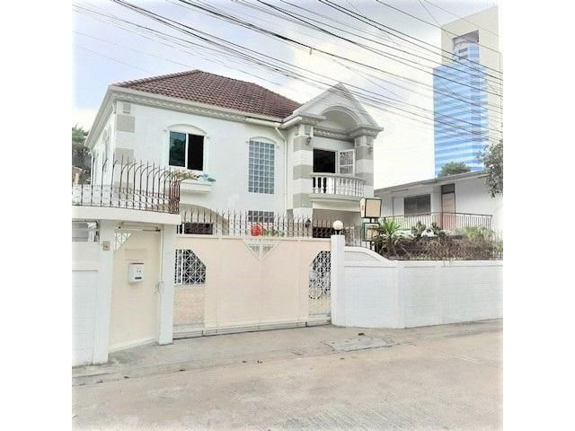 ให้เช่าบ้านเดี่ยว 2ชั้น วิภาวดีรังสิต ลาดพร้าว18