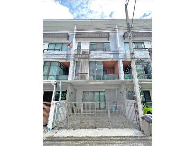 ให้เช่าโฮมออฟฟิศ 3ชั้น เพล็กซ์ บางนา