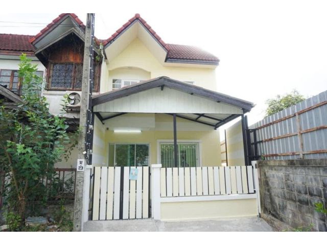 ขาย / ให้เช่า ทาวน์เฮ้าส์ รีโนเวทใหม่ หมู่บ้านศรีทับทิม ปากเกร็ด
