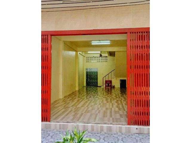 ตากสิน ใหม่ 3 นอน BTS สุรศักดิ์ ตลาดแสงจันทร์